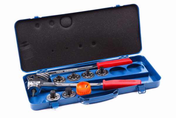 Putkenmuhvaussarja/muhvauspihtisarja CH-1000B