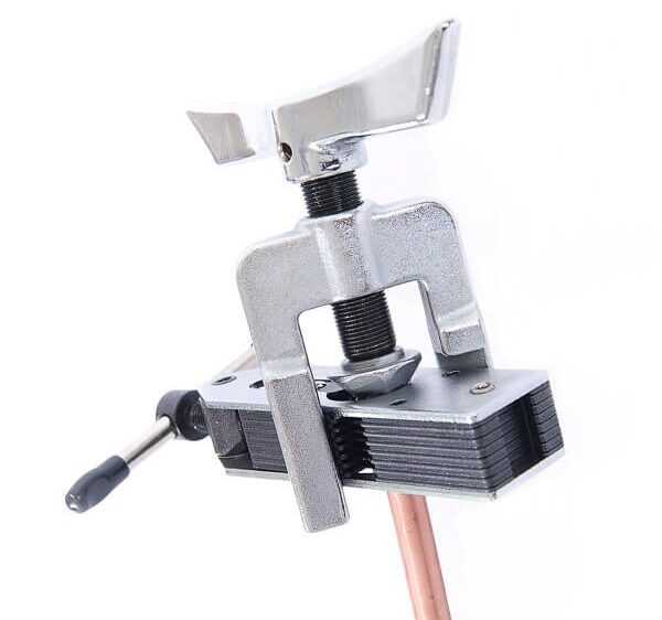 Laippatyökalu / laippalevitin CH-525